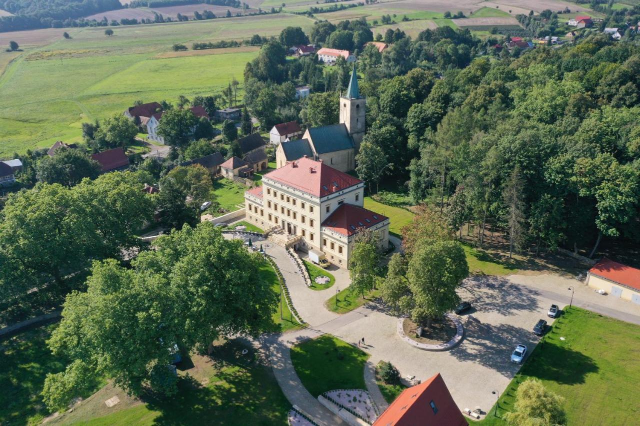 Palac Lubiechowa-Jelenia Gora- Riesengebirge Ngoại thất bức ảnh