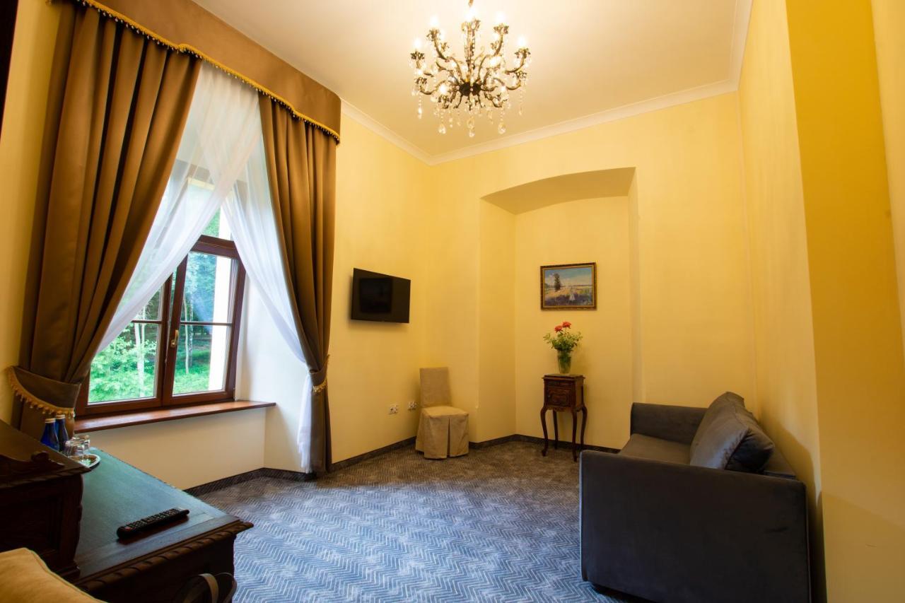 Palac Lubiechowa-Jelenia Gora- Riesengebirge Ngoại thất bức ảnh